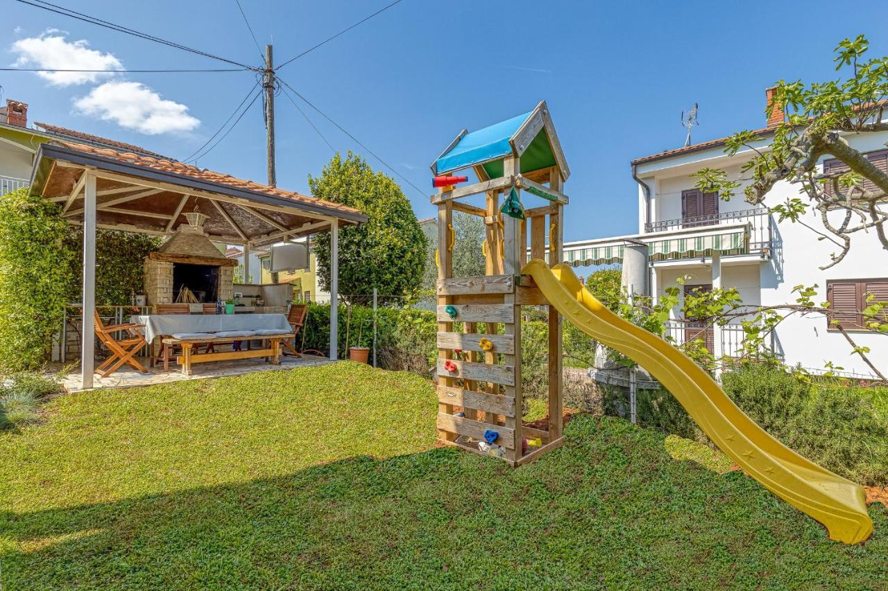 Apartments Hrestak Porec Exterior photo