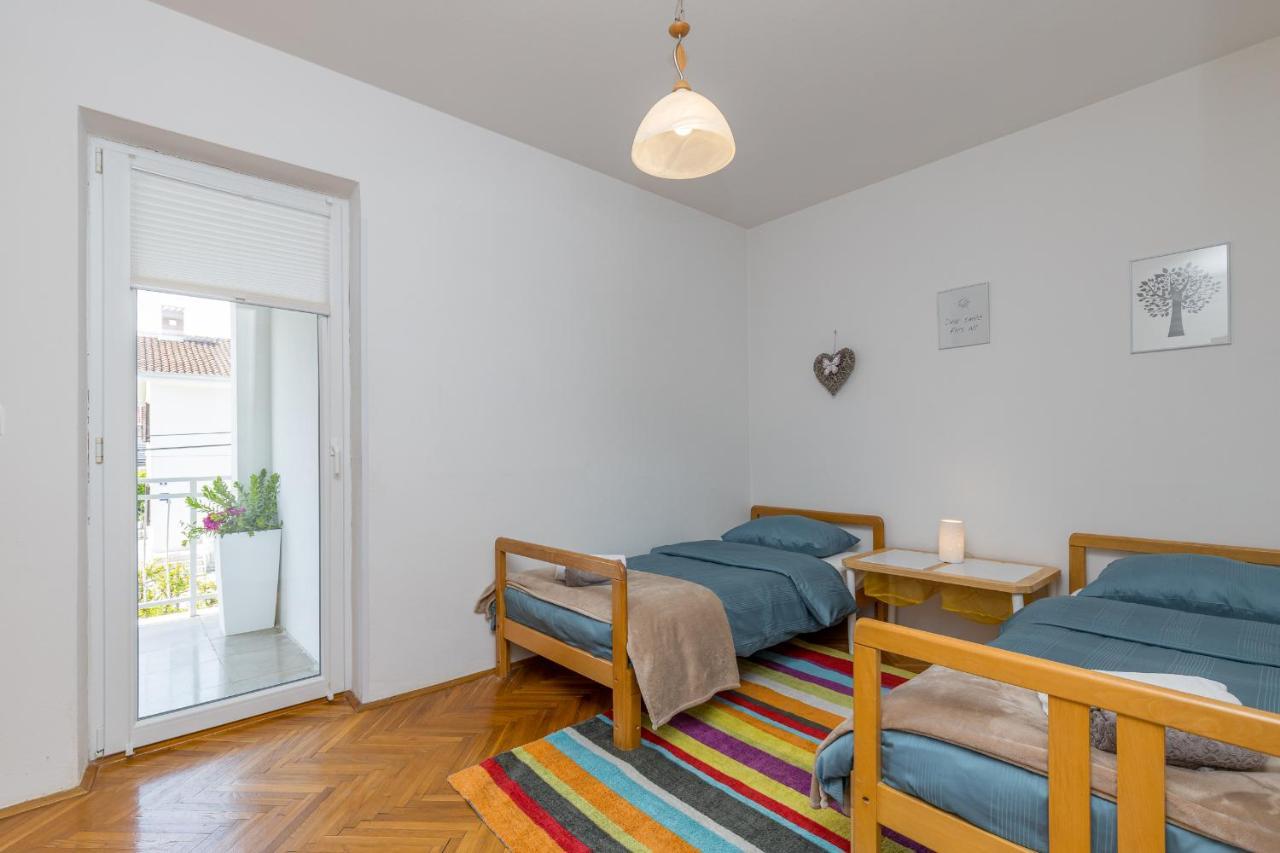 Apartments Hrestak Porec Exterior photo